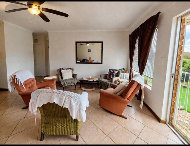 2 BEDROOM TOWNHOUSE FOR SALE IN ELARDUSPARK